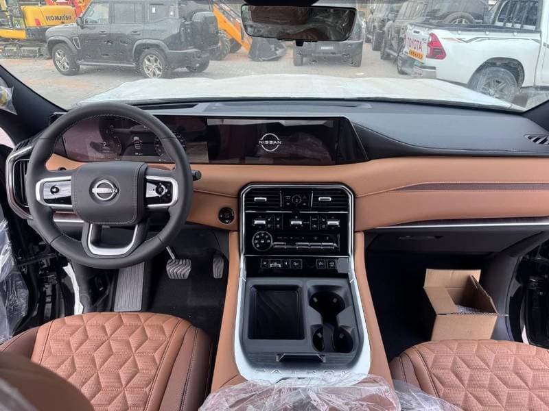 2026 Nissan Patrol LE PLATINUM CITY thumbnail 2