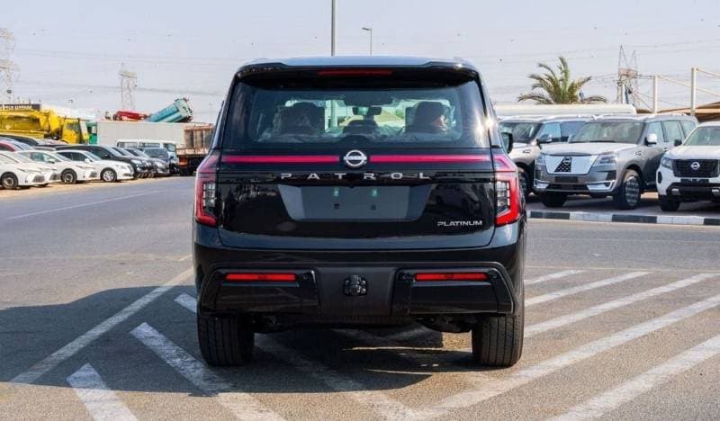 2025 Nissan Patrol SE PLATINUM CITY thumbnail 5