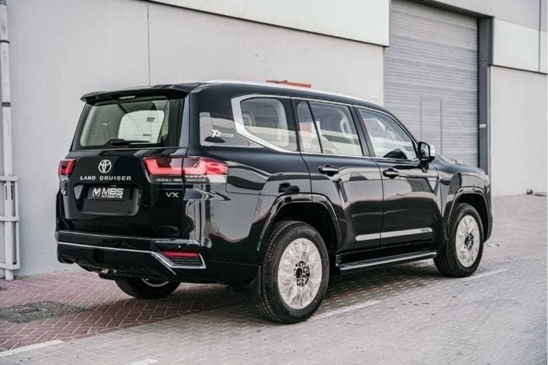 2026 Toyota Land Cruiser VXR thumbnail 8