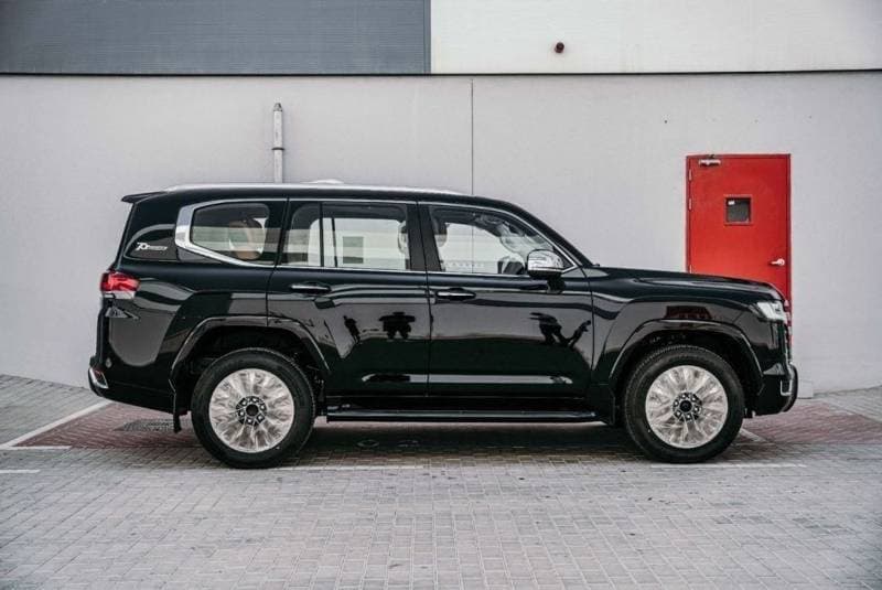 2026 Toyota Land Cruiser VXR thumbnail 7
