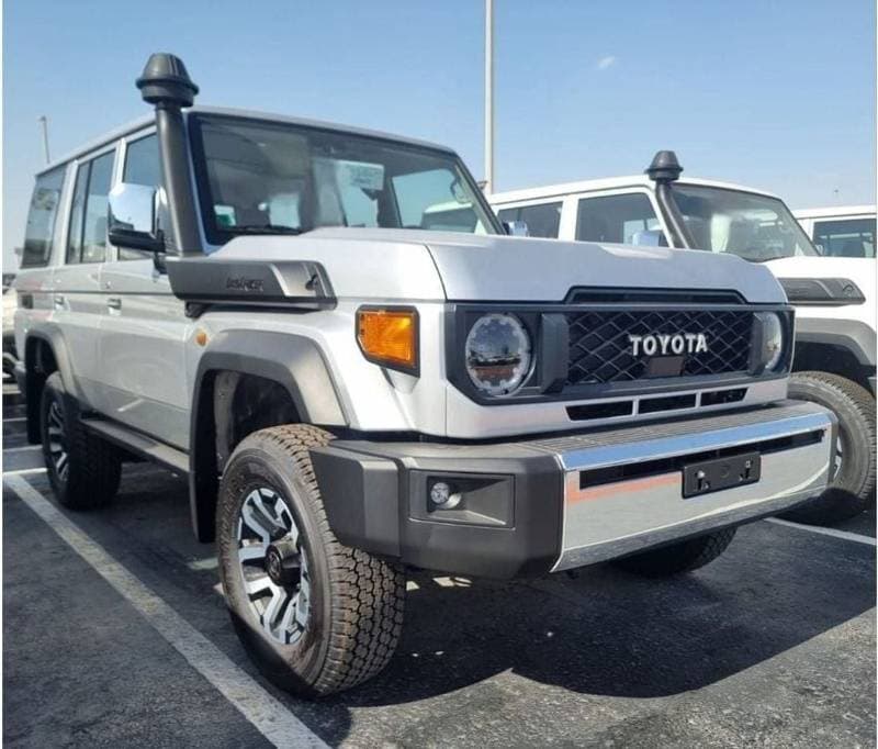 2024 Toyota Land Cruiser 70 LC76 HT VXR