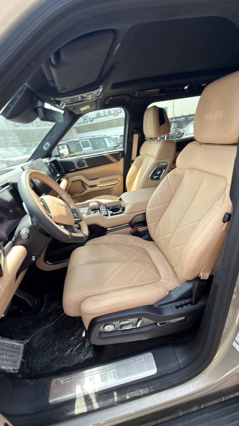 2026 BYD Leopard 8 FLAGSHIP thumbnail 5