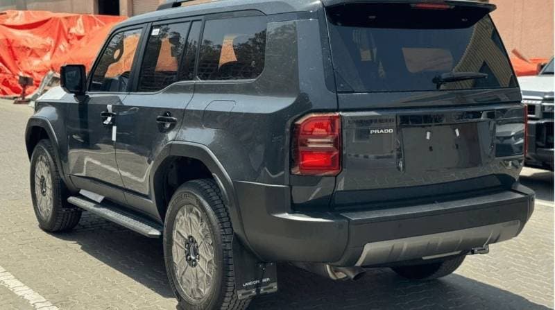 2026 Toyota Prado VXR thumbnail 5