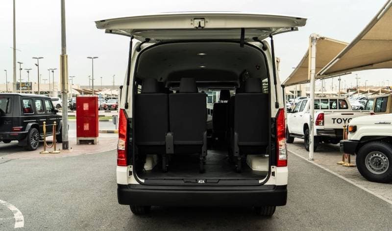 2026 Toyota Hiace DX thumbnail 6
