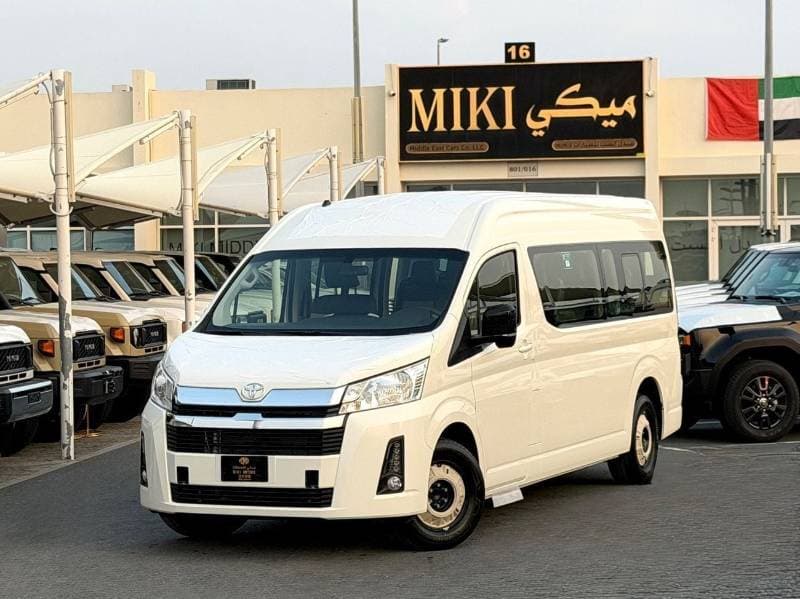 2026 Toyota Hiace GL thumbnail 2