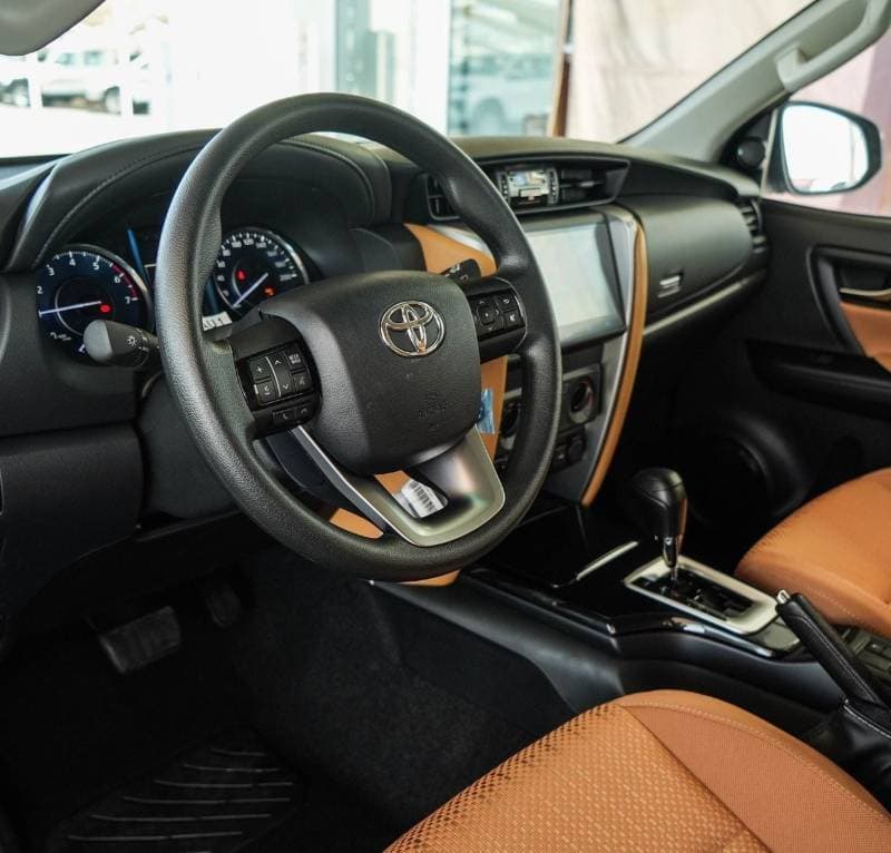 2026 Toyota Fortuner EXR thumbnail 7