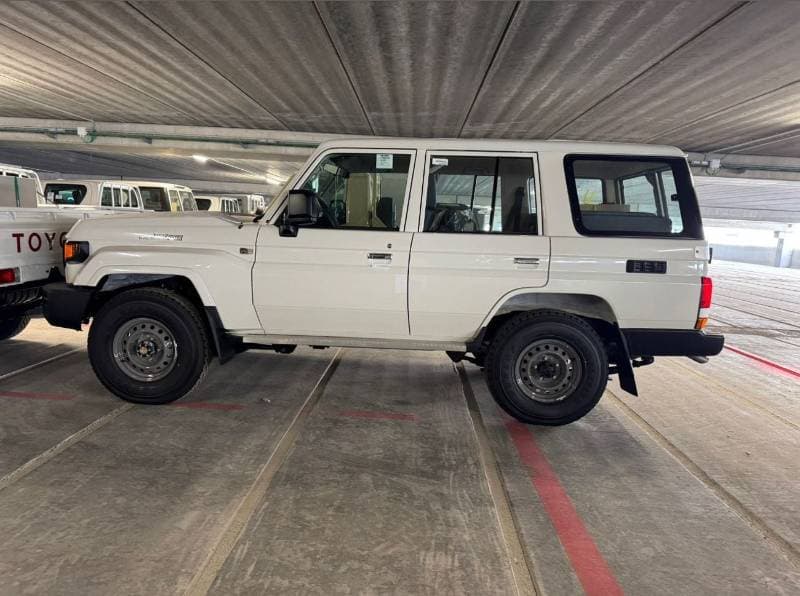 2026 Toyota Land Cruiser 70 LC 78 HARDTOP 4.0L MT thumbnail 2