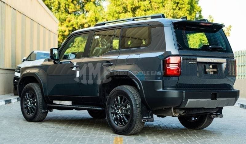 2026 Toyota Prado 2.7L Limited thumbnail 3