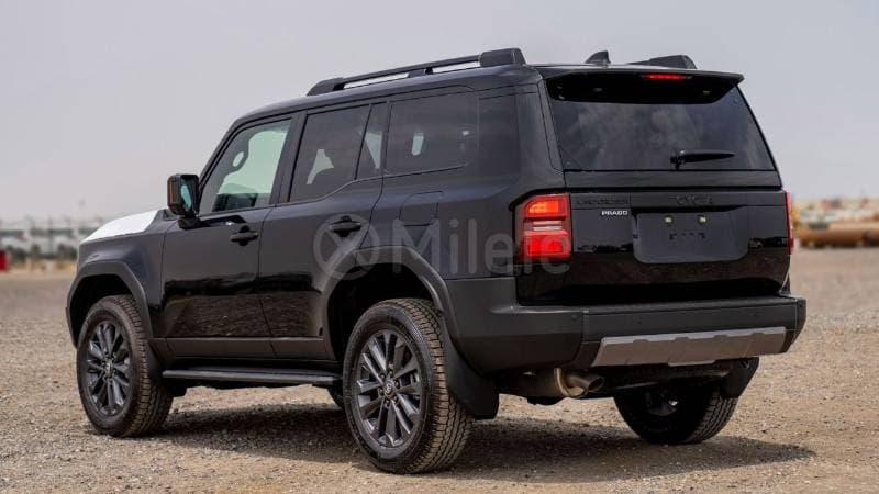 2025 Toyota Prado thumbnail 7