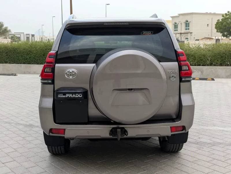 2022 Toyota Prado TX L thumbnail 5