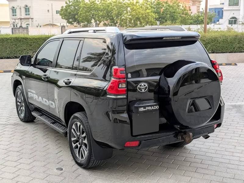 2022 Toyota Prado TX L thumbnail 7