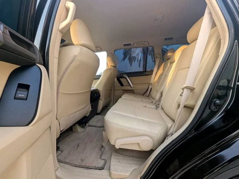 2016 Toyota Prado TX L thumbnail 8