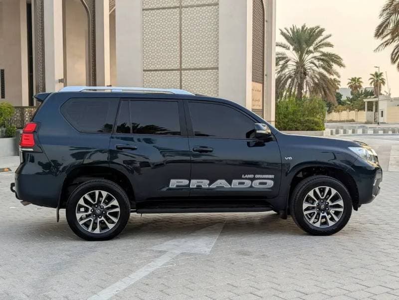 2022 Toyota Prado GXR thumbnail 8