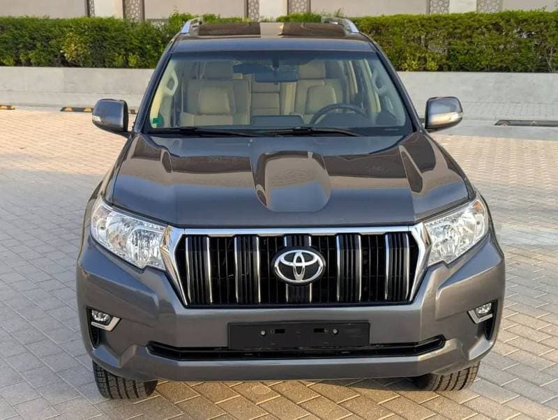 2022 Toyota Prado TX L thumbnail 3