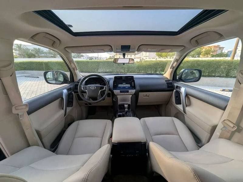 2022 Toyota Prado TX L thumbnail 4
