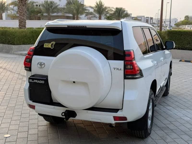 2016 Toyota Prado TX L thumbnail 5