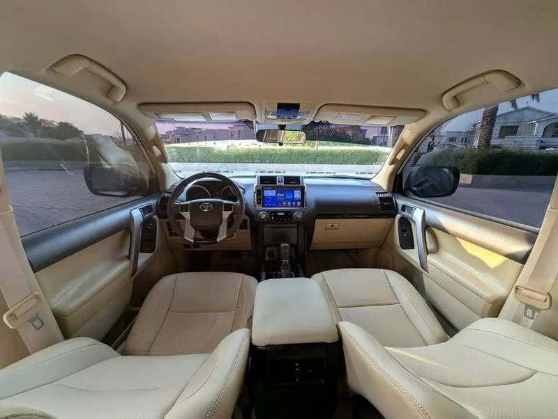 2016 Toyota Prado EXR thumbnail 6