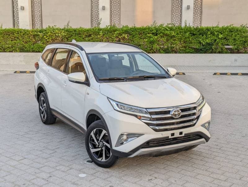 2022 Toyota Rush EX thumbnail 3