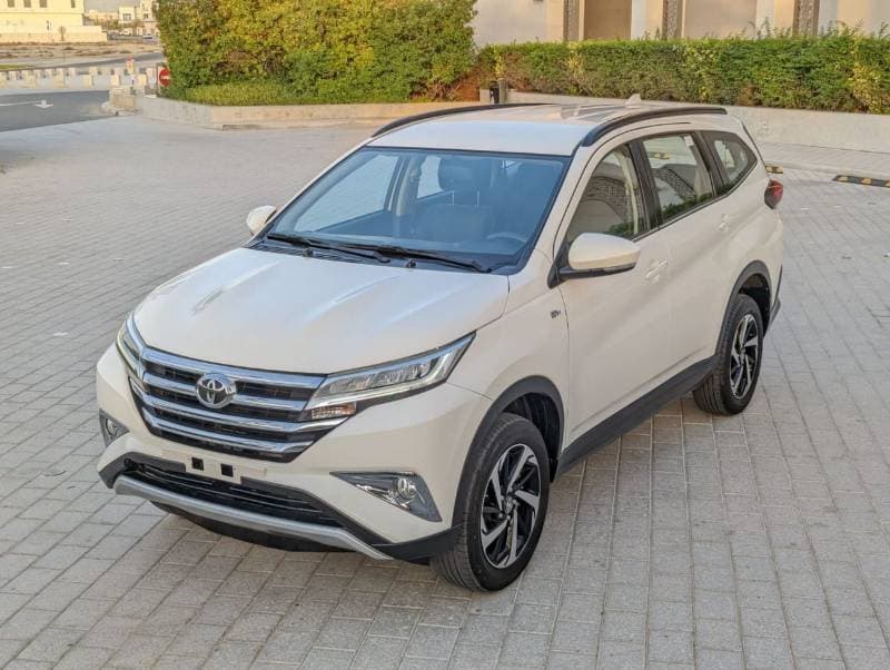 2022 Toyota Rush EX thumbnail 4