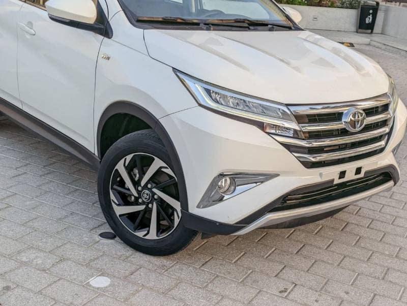 2022 Toyota Rush EX thumbnail 5