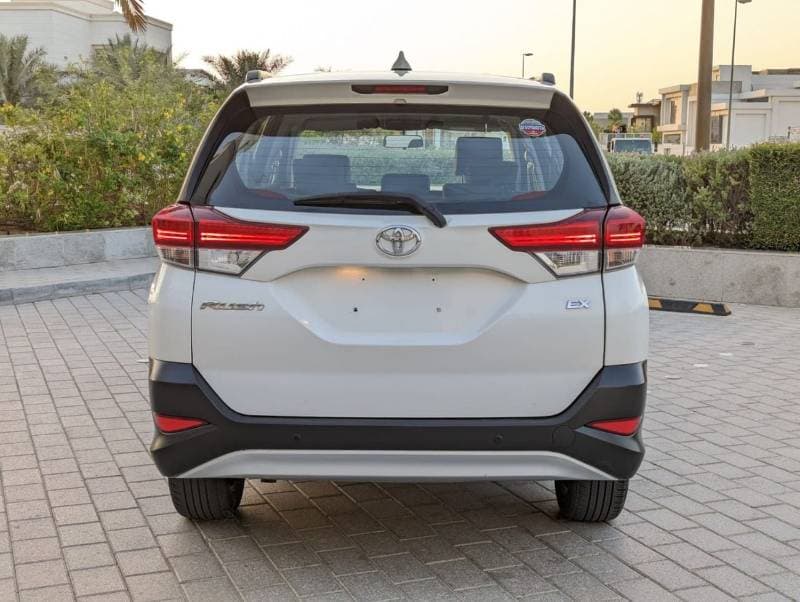 2022 Toyota Rush EX thumbnail 8
