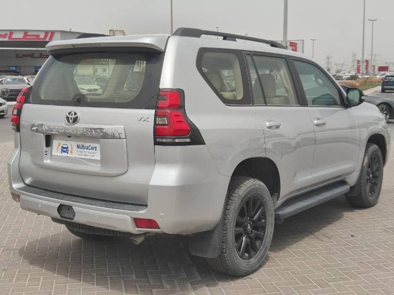 2023 Toyota Prado VX thumbnail 6
