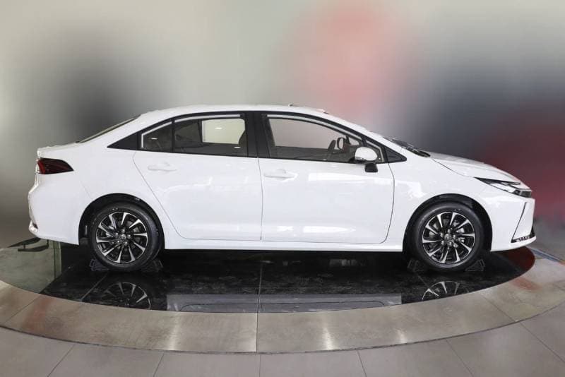 2025 Toyota Corolla XLI EXECUTIVE HEV thumbnail 3