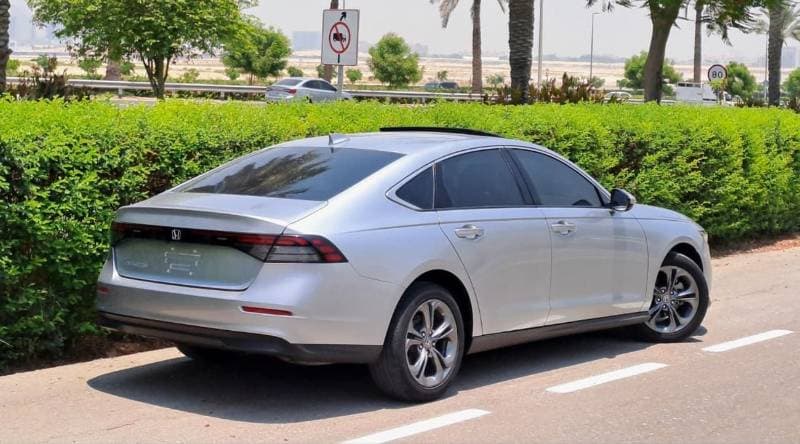 2024 Honda Accord EX L thumbnail 5