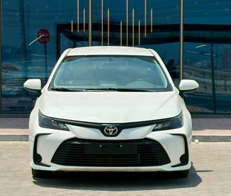 2022 Toyota Corolla XLI thumbnail 3