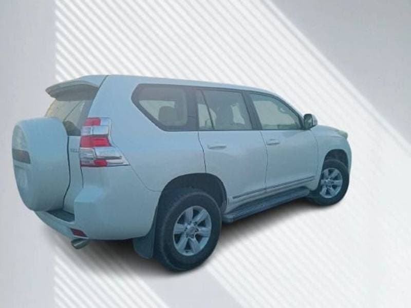 2016 Toyota Prado TX L thumbnail 8
