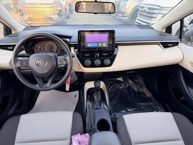 2026 Toyota Corolla XLI thumbnail 4