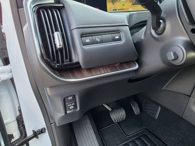 2026 Nissan Patrol thumbnail 7