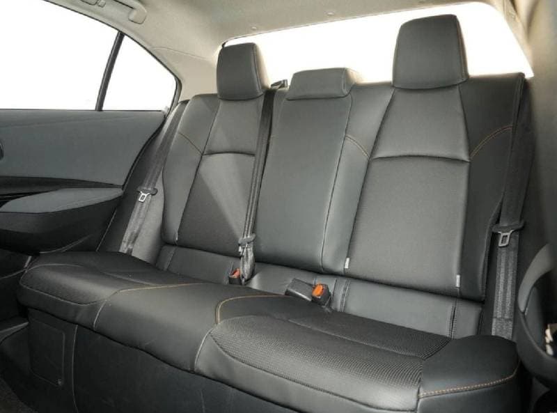2026 Toyota Corolla XLI HEV thumbnail 4