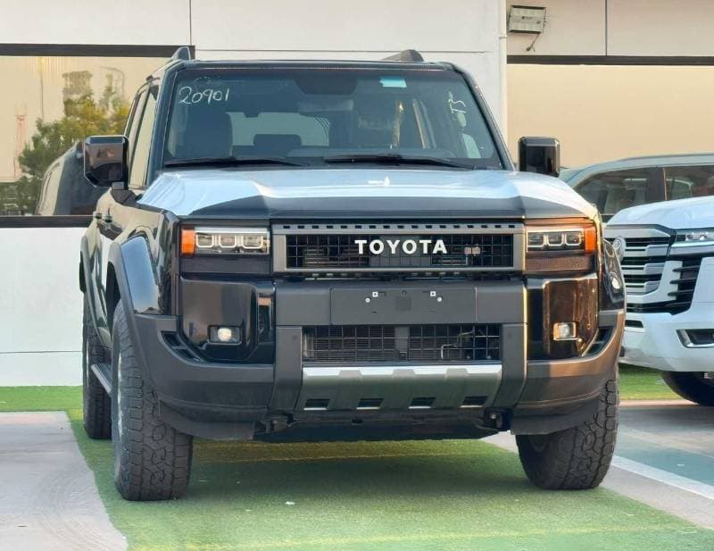 2026 Toyota Prado ADVENTURE thumbnail 3