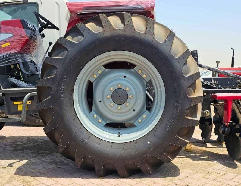 2025 Massey Ferguson 385 thumbnail 7