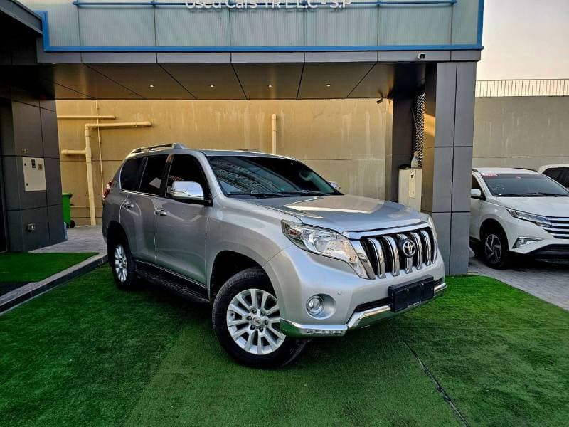 2016 Toyota Prado thumbnail 3