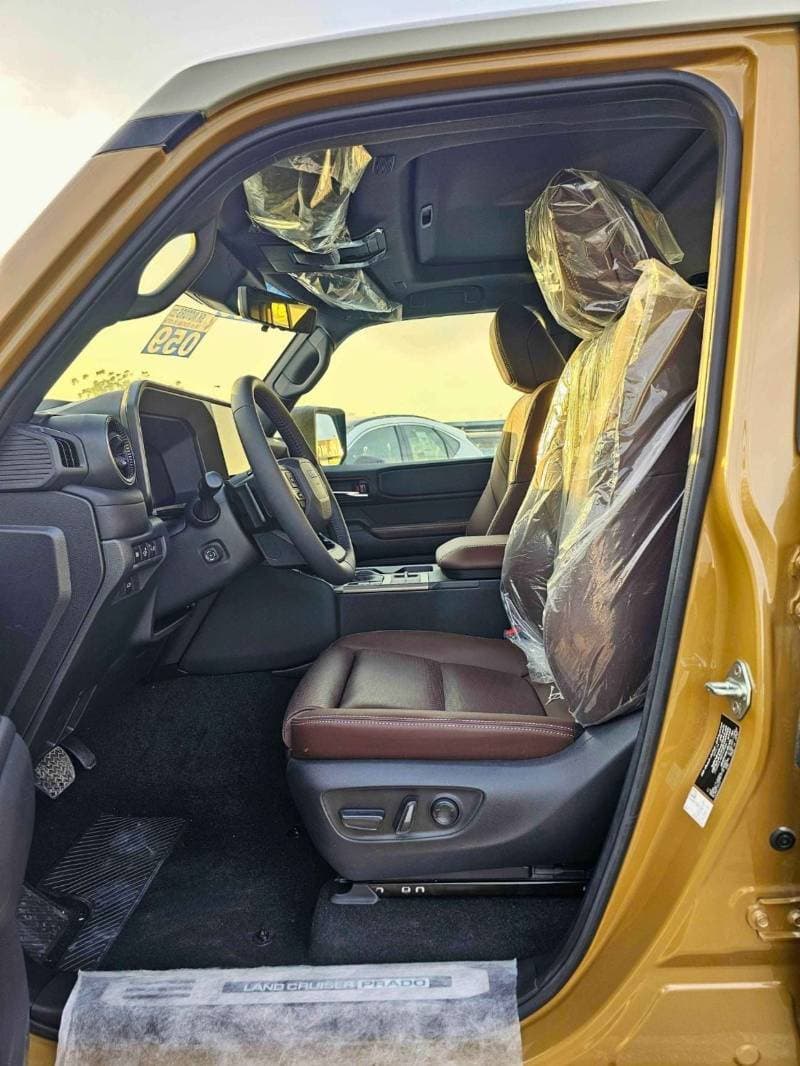2026 Toyota Prado ADVENTURE thumbnail 6