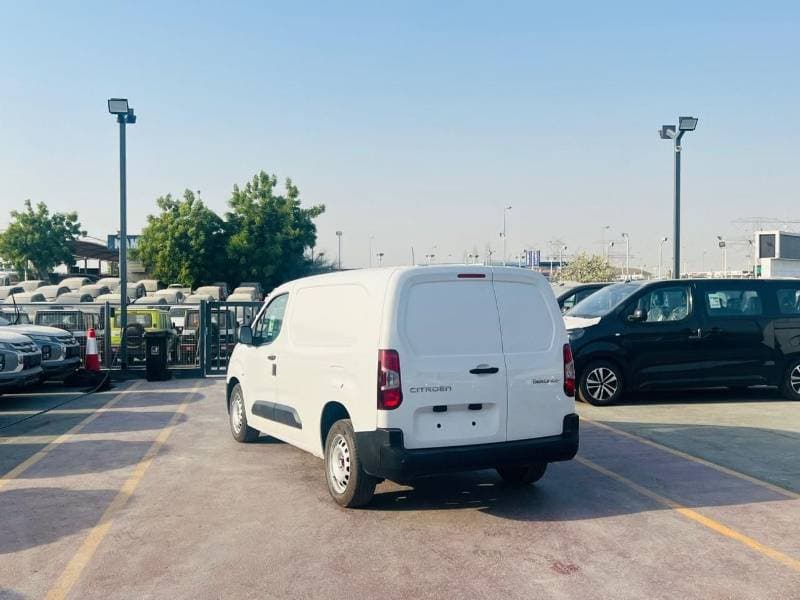 2026 Citroen Berlingo STANDARD thumbnail 5