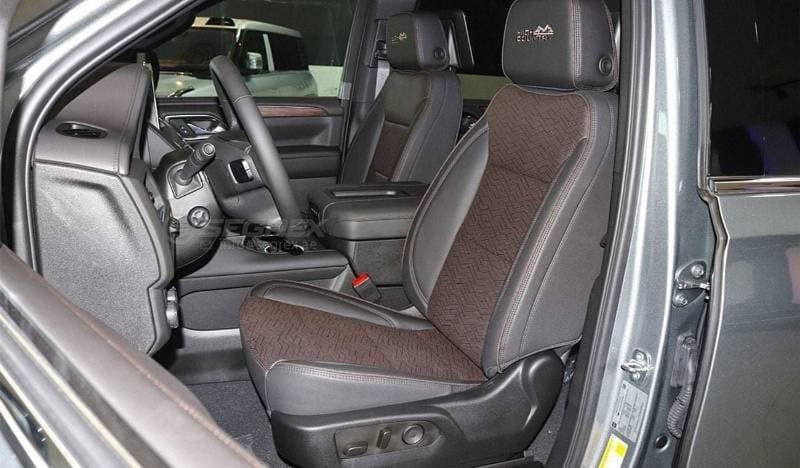 2023 Chevrolet Suburban thumbnail 6