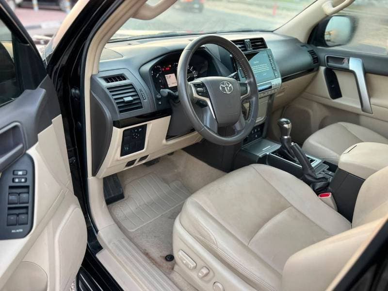 2022 Toyota Prado thumbnail 8
