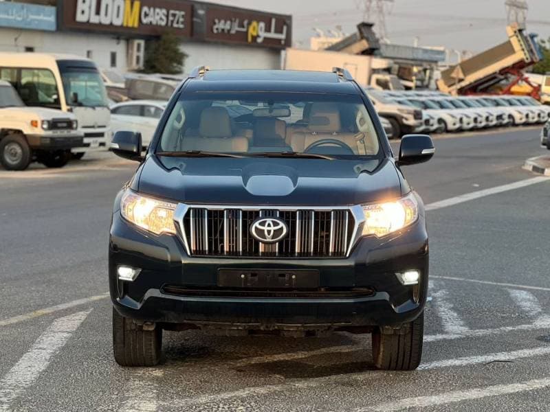 2022 Toyota Prado TX L thumbnail 2