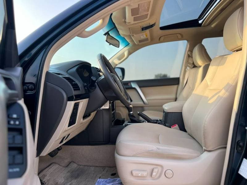 2022 Toyota Prado TX L thumbnail 8