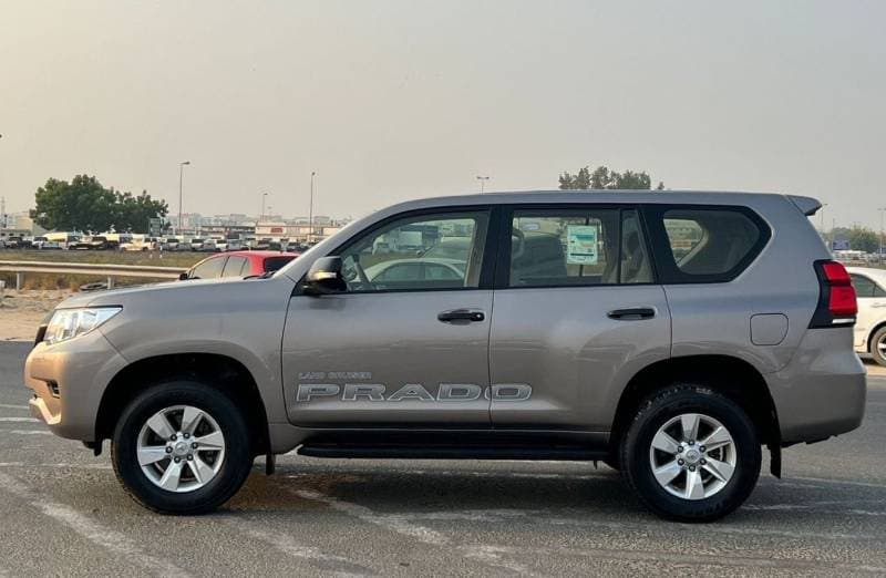 2022 Toyota Prado thumbnail 7