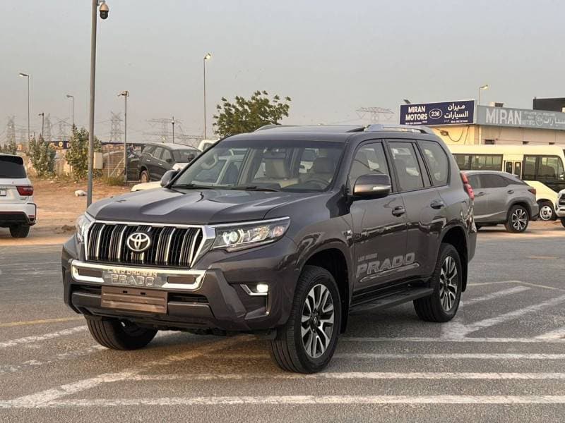 2022 Toyota Prado TX L thumbnail 3