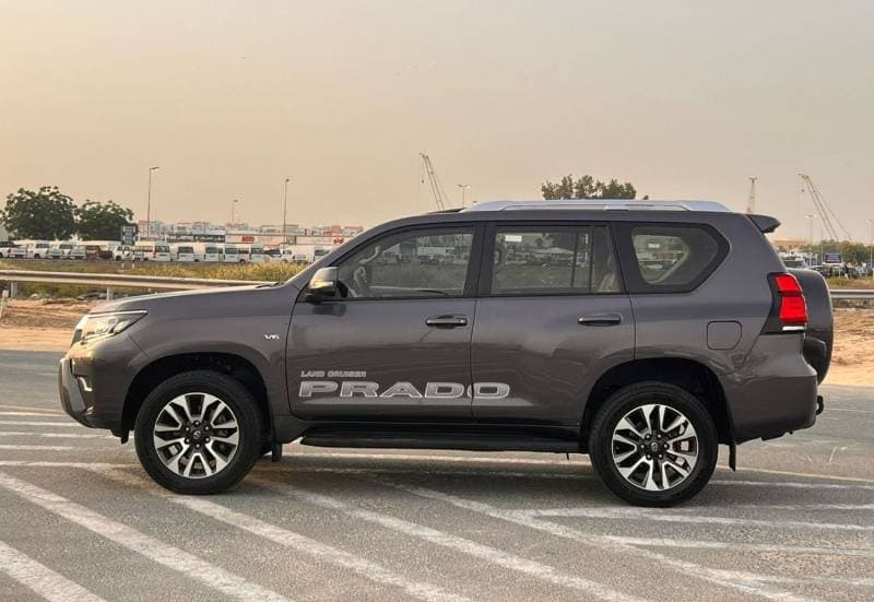 2022 Toyota Prado TX L thumbnail 4