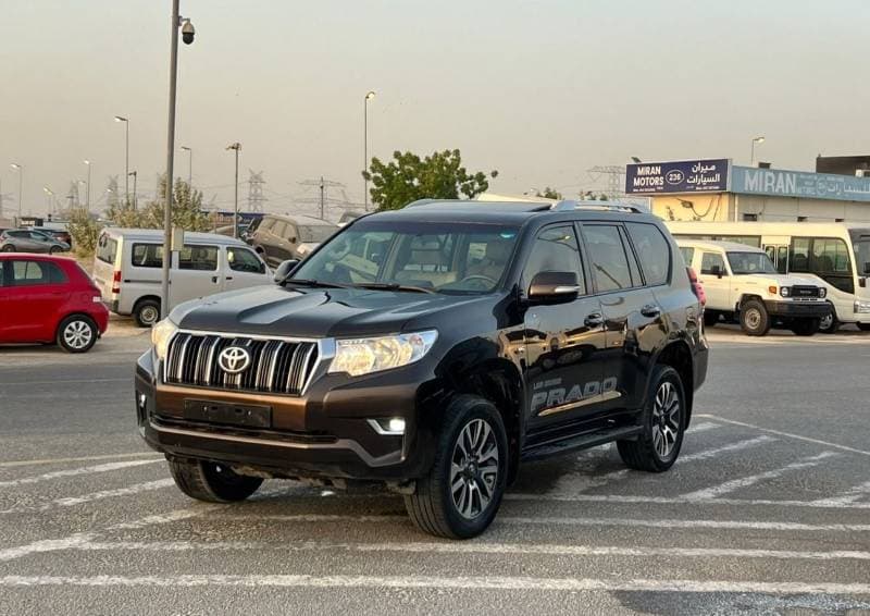 2022 Toyota Prado thumbnail 2