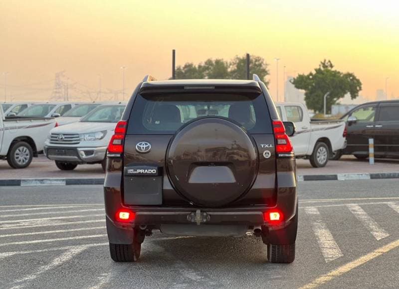 2022 Toyota Prado thumbnail 6