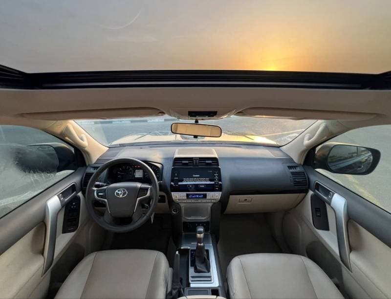 2022 Toyota Prado thumbnail 8