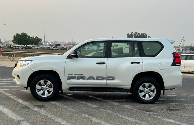 2022 Toyota Prado TXL1 thumbnail 7
