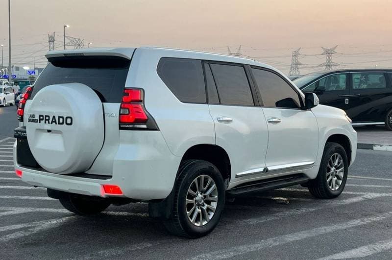 2019 Toyota Prado TX L thumbnail 6